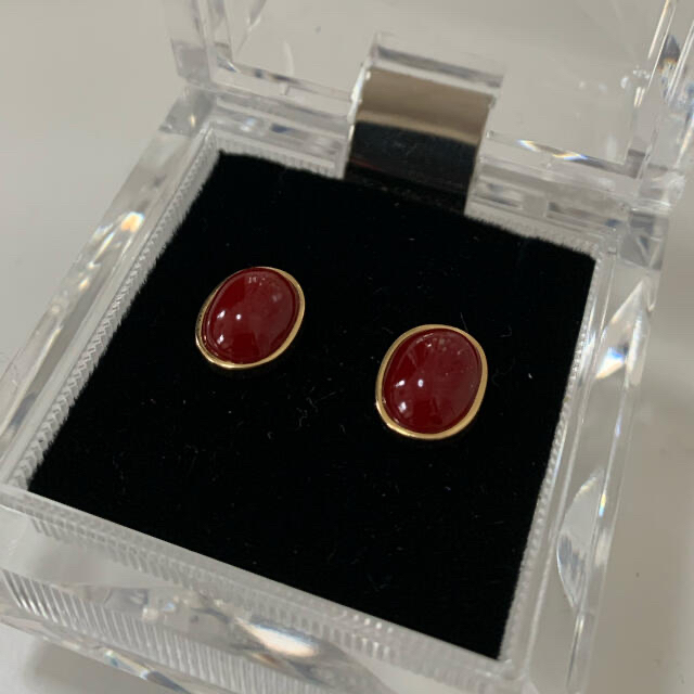 驚きの価格 血赤珊瑚☆ピアス K18 ピアス - kajal.pl