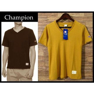 チャンピオン(Champion)の新品 チャンピオン ロゴ ワッペン 刺繍 Vネック Tシャツ ゴールド SS(Tシャツ/カットソー(半袖/袖なし))