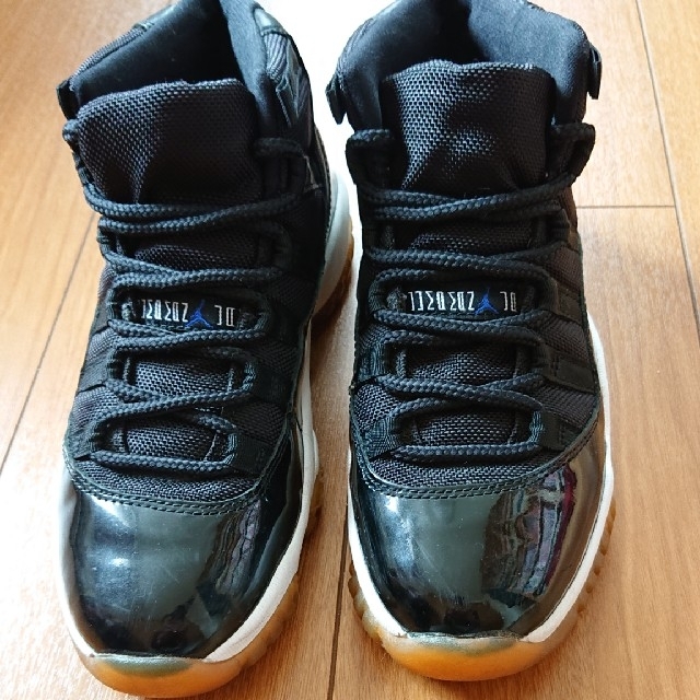 NIKE(ナイキ)のNIKE  AIR JORDAN  11  スペースジャム メンズの靴/シューズ(スニーカー)の商品写真