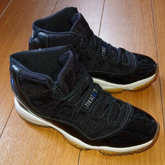 NIKE(ナイキ)のNIKE  AIR JORDAN  11  スペースジャム メンズの靴/シューズ(スニーカー)の商品写真