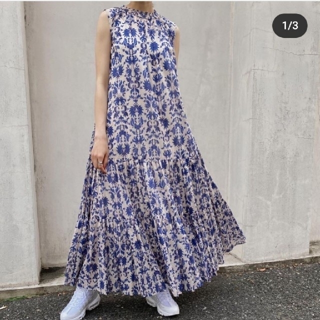 emmi atelier(エミアトリエ)のmogu様専用♪エミ emmi ワンピース 新品 レディースのワンピース(ロングワンピース/マキシワンピース)の商品写真