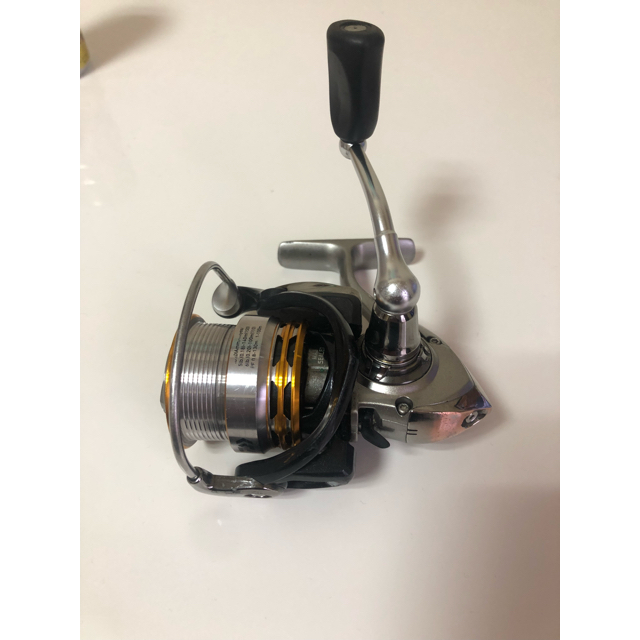 Daiwa EM MS2506H ダイワスピニングリール - リール