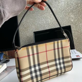 バーバリー(BURBERRY)のバーバリーポーチ(ポーチ)