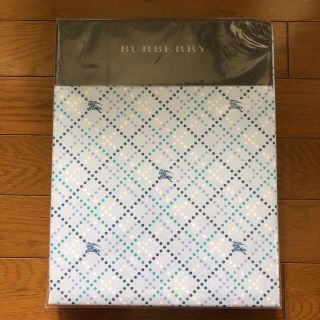 バーバリー(BURBERRY)の【かこ様専用　新品】Burberry 掛け布団カバー(シーツ/カバー)