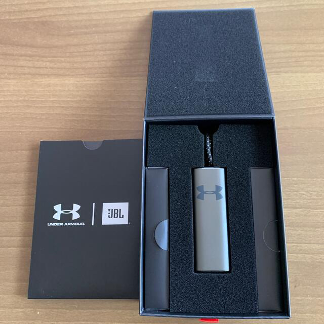 UNDER ARMOUR(アンダーアーマー)のcan様専用 スマホ/家電/カメラのオーディオ機器(ヘッドフォン/イヤフォン)の商品写真