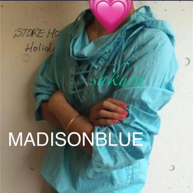 マディソンブルーMADISON BLUE デッキフーディー プルオーバー