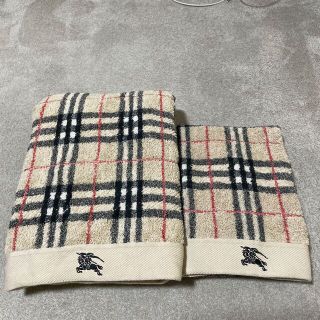 バーバリー(BURBERRY)のBurberry バスタオルとフェイスタオルセット(タオル/バス用品)