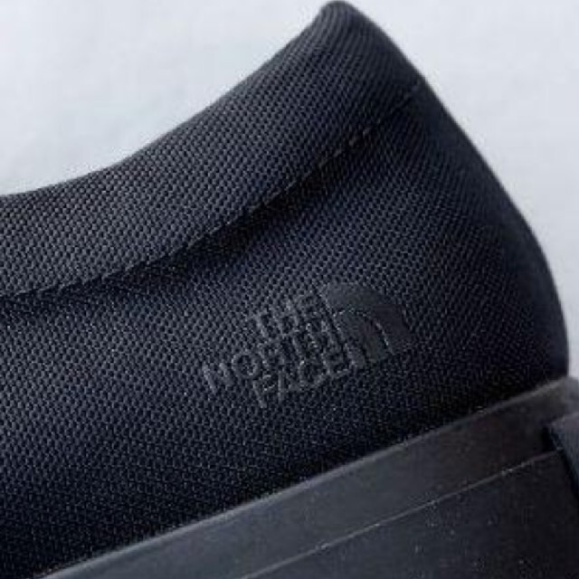 THE NORTH FACE(ザノースフェイス)のTHE NORTH FACE シャトルレース ブラック NF52141 28cm メンズの靴/シューズ(スニーカー)の商品写真