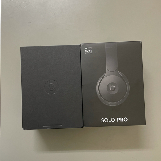 Beats by Dr Dre(ビーツバイドクタードレ)のbeats solo pro ヘッドホン スマホ/家電/カメラのオーディオ機器(ヘッドフォン/イヤフォン)の商品写真