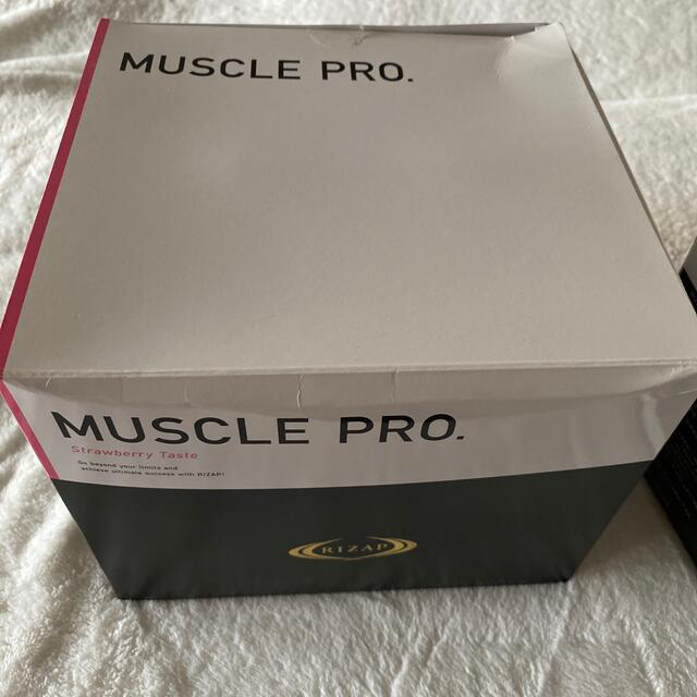 ライザップ、MUSCLE PRO ストロベリー2箱さらにお値段をお値下げました ...