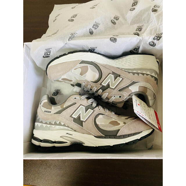 A BATHING APE(アベイシングエイプ)のBAPE × NEW BALANCE 2002R "GRAY" 25.5cm メンズの靴/シューズ(スニーカー)の商品写真