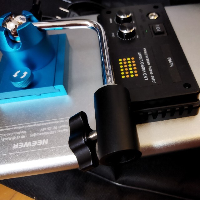 ★ほぼ未使用★Neewer NL960 調光可能な二色LEDビデオライト