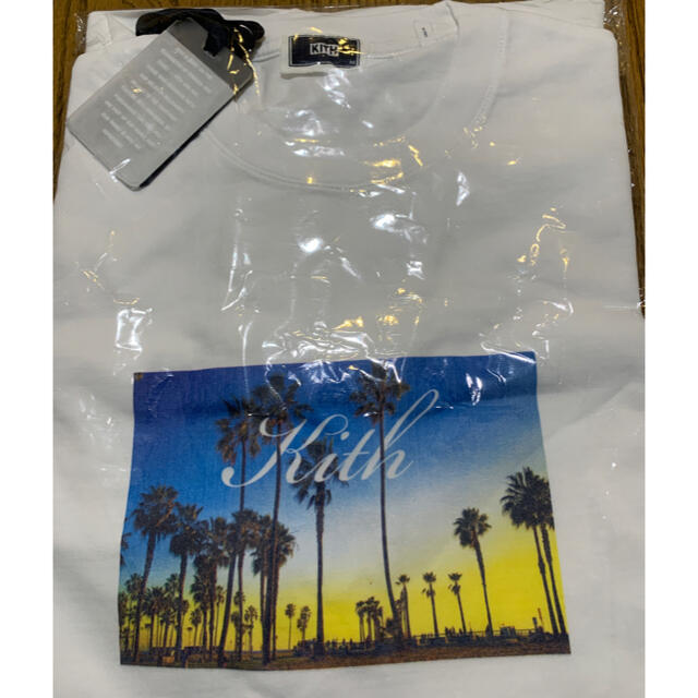 専用です❗️新品未使用　kith ロサンゼルス店限定　Tシャツのサムネイル