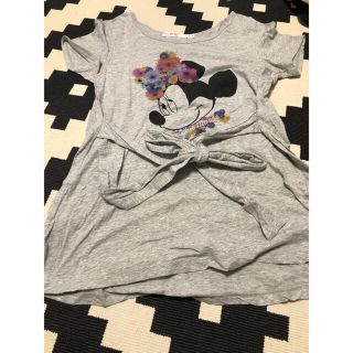 ユニクロ(UNIQLO)のユニクロ　ミニー　ティシャツ (Tシャツ(半袖/袖なし))