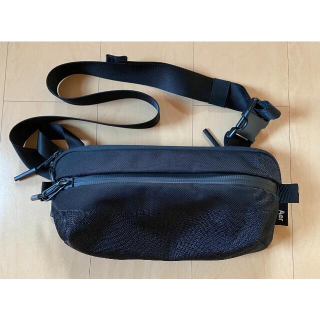 【中古・美品】Aer Day Sling 2 Black メンズのバッグ(ボディーバッグ)の商品写真