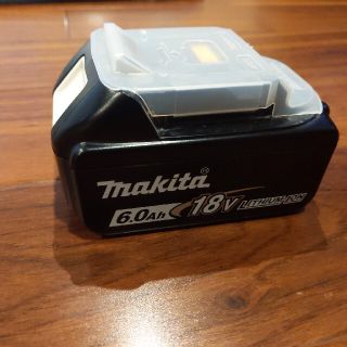 マキタ(Makita)のマキタ18vバッテリー　超美品格安で(工具/メンテナンス)