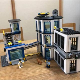 レゴ(Lego)のLEGO 60141 シティ ポリスステーション　30366＋おまけミニフィグ(積み木/ブロック)