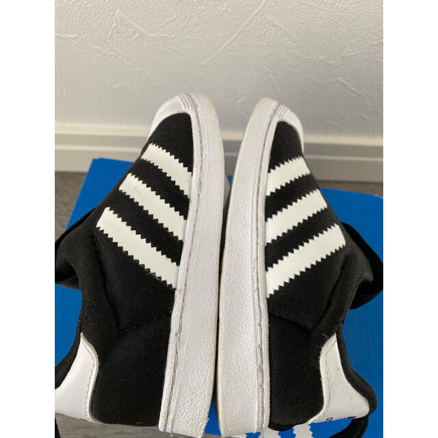 adidas(アディダス)のadidas スニーカー 13.0cm キッズ/ベビー/マタニティのベビー靴/シューズ(~14cm)(スニーカー)の商品写真