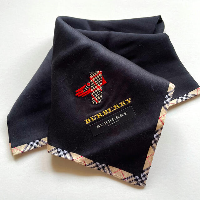 BURBERRY(バーバリー)の未使用 BURBERRY レディース ハンカチ ノバチェック 2枚セット  レディースのファッション小物(ハンカチ)の商品写真