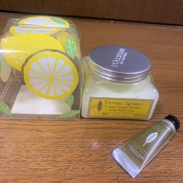 L'OCCITANE(ロクシタン)のロクシタン　シトラスヴァーベナ  ボディクリームのみ コスメ/美容のボディケア(ボディローション/ミルク)の商品写真