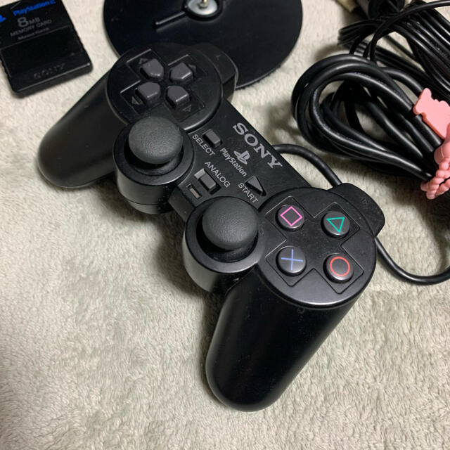 PlayStation2(プレイステーション2)のプレイステーション2 PlayStation2 SCPH-70000 本体セット エンタメ/ホビーのゲームソフト/ゲーム機本体(家庭用ゲーム機本体)の商品写真