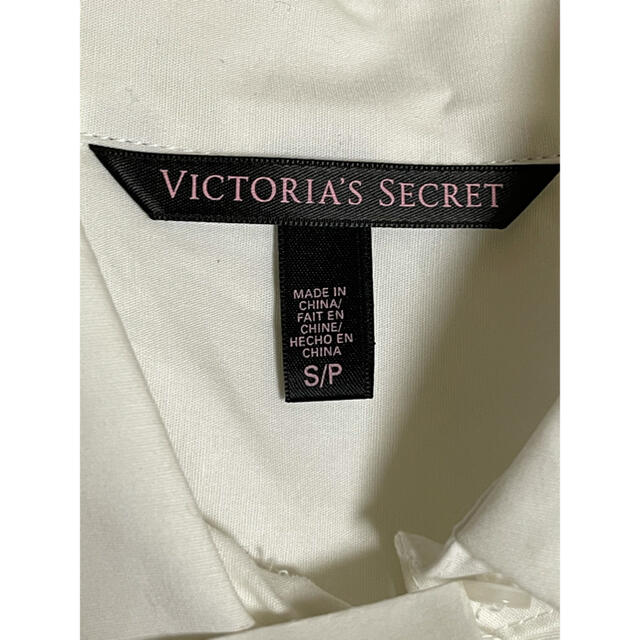 Victoria's Secret(ヴィクトリアズシークレット)のVictoria's Secret　ボディスーツ　ワイシャツ レディースのトップス(シャツ/ブラウス(長袖/七分))の商品写真