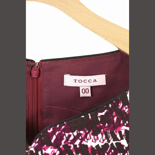 TOCCA(トッカ)のトッカ SKETCH ドレス ワンピース 総柄 ロング リボン 半袖 00 黒  レディースのワンピース(ロングワンピース/マキシワンピース)の商品写真