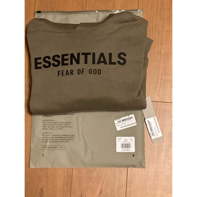 FEAR OF GOD(フィアオブゴッド)のESSENTIALS キッズ/ベビー/マタニティのキッズ服男の子用(90cm~)(ジャケット/上着)の商品写真