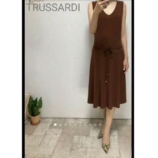 トラサルディ(Trussardi)の美品トラサルディロングワンピース42／エルメス バレンシアガ マックスマーラ(ロングワンピース/マキシワンピース)