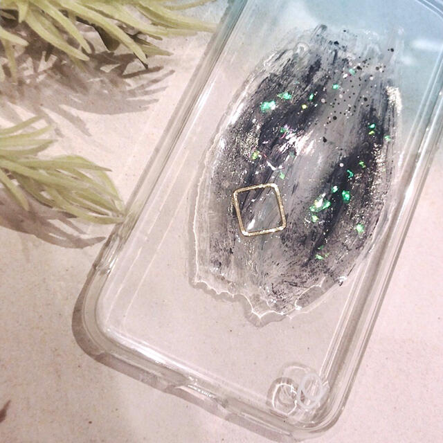 ZARA(ザラ)の【"O"case.】ニュアンス　iPhoneケース m-46【7/8/SE2】 スマホ/家電/カメラのスマホアクセサリー(iPhoneケース)の商品写真