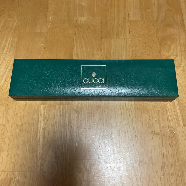 Gucci(グッチ)のグッチ　ネックレス　空箱 レディースのバッグ(ショップ袋)の商品写真