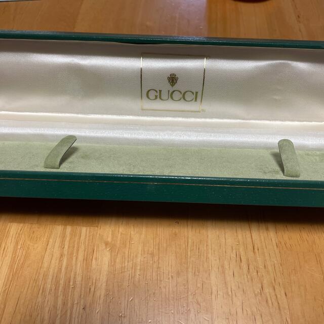 Gucci(グッチ)のグッチ　ネックレス　空箱 レディースのバッグ(ショップ袋)の商品写真