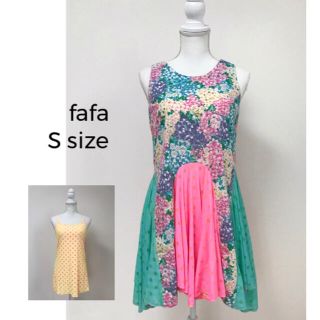 フェフェ(fafa)の美品　fafa フェフェ、アジサイ柄ワンピース、レディース　Sサイズ、大人(ミニワンピース)