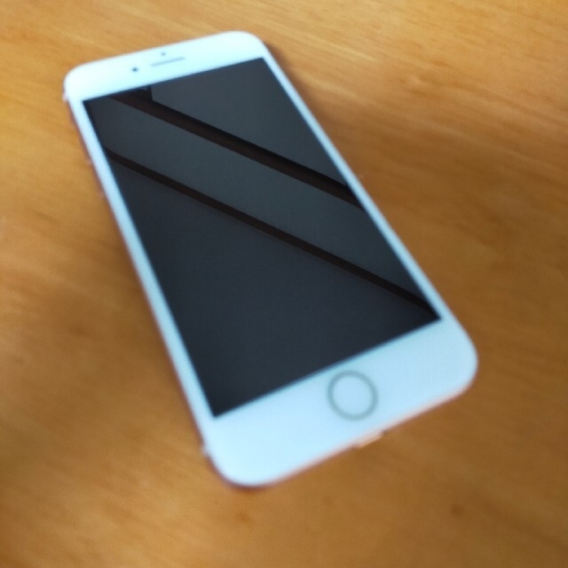 iPhone(アイフォーン)のiPhone8 64GB　ピンクゴールド スマホ/家電/カメラのスマートフォン/携帯電話(スマートフォン本体)の商品写真