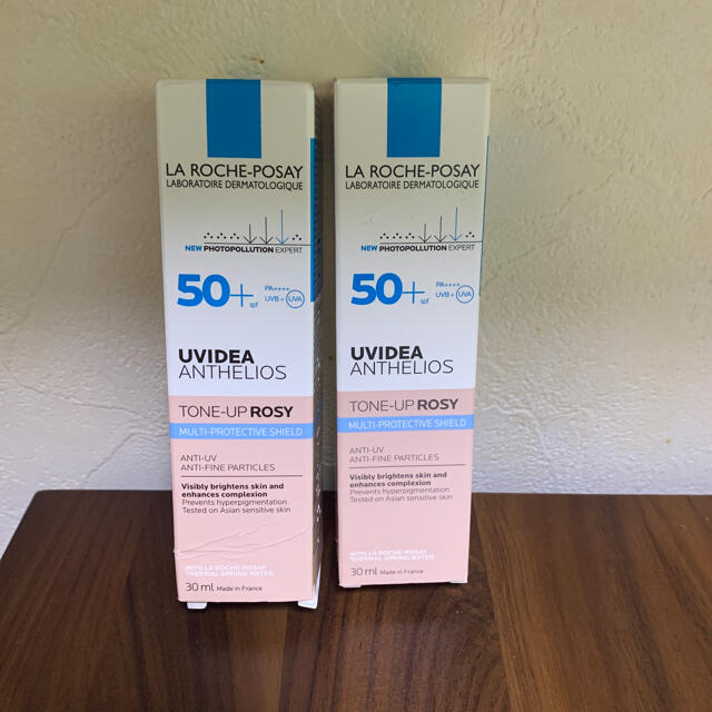 LA ROCHE-POSAY(ラロッシュポゼ)のラロッシュポゼ３０ml✖️2 コスメ/美容のベースメイク/化粧品(化粧下地)の商品写真