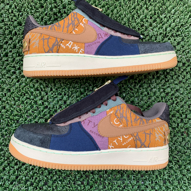 トラビススコット　AF1 カクタスジャック