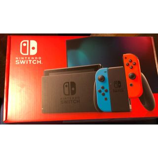 ニンテンドースイッチ(Nintendo Switch)の任天堂Switch 本体 新品未開封 ネオンレッド・ブルー　店舗印有り(家庭用ゲーム機本体)