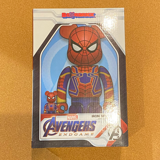 【新品・未開封】BE@RBRICK IRON SPIDER 100％&400％