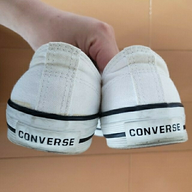 CONVERSE(コンバース)のCONVERSE　白　着払いです レディースの靴/シューズ(スニーカー)の商品写真