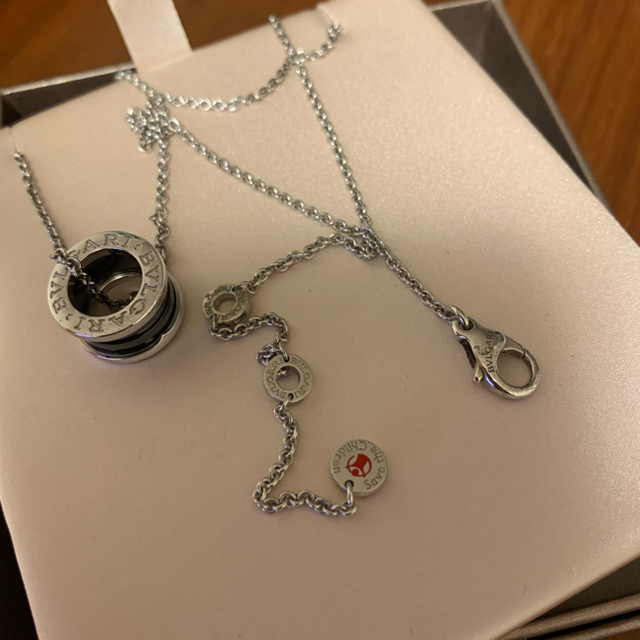 BVLGARI セーブザチルドレン ビーゼロワン ネックレス BVLGARI セーブザチルドレン ビーゼロワン ネックレス