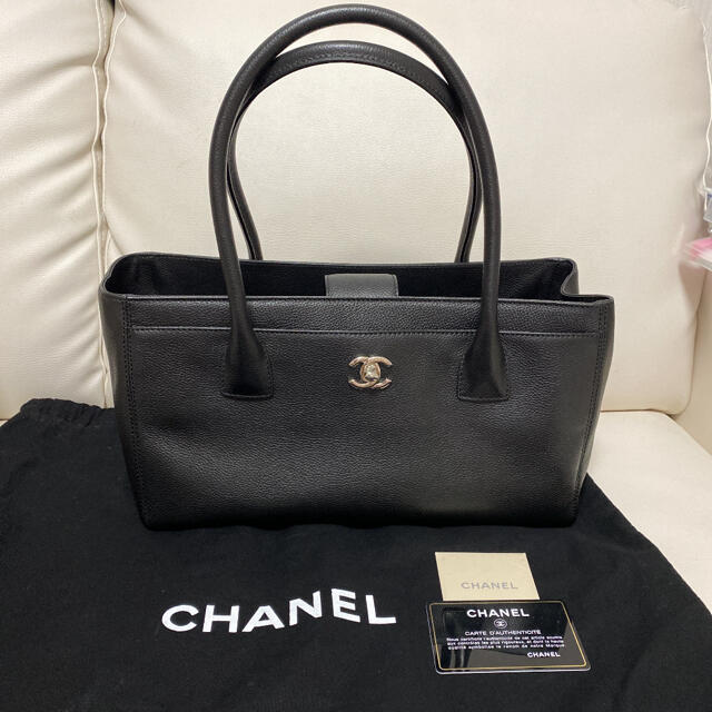 本日のみ限定お値下げ！美品CHANELトートBAG♡