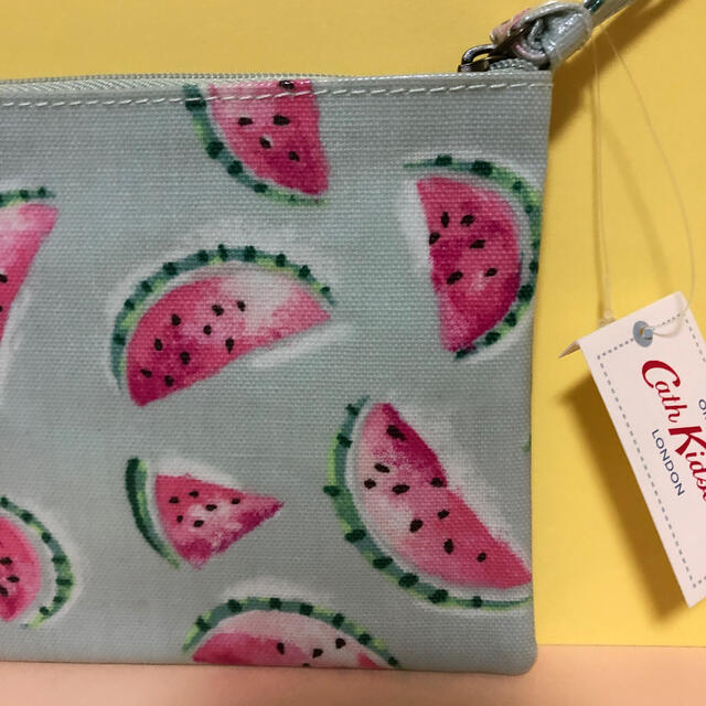 Cath Kidston(キャスキッドソン)のキャスキッドソン★スイカ柄のポーチ レディースのファッション小物(ポーチ)の商品写真