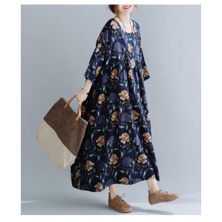 新商品入荷♡ネイビー　花柄　ワンピース ボタニカル(ロングワンピース/マキシワンピース)