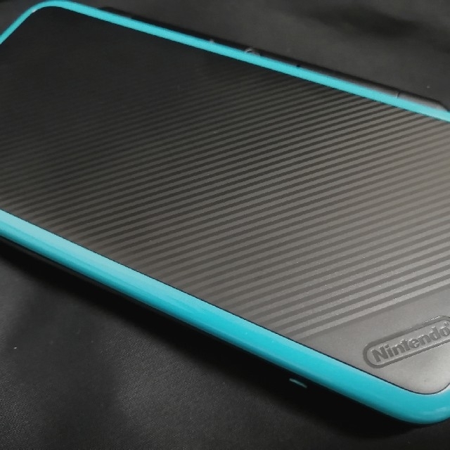 Newニンテンドー2DS LL ブラック×ターコイズ 1