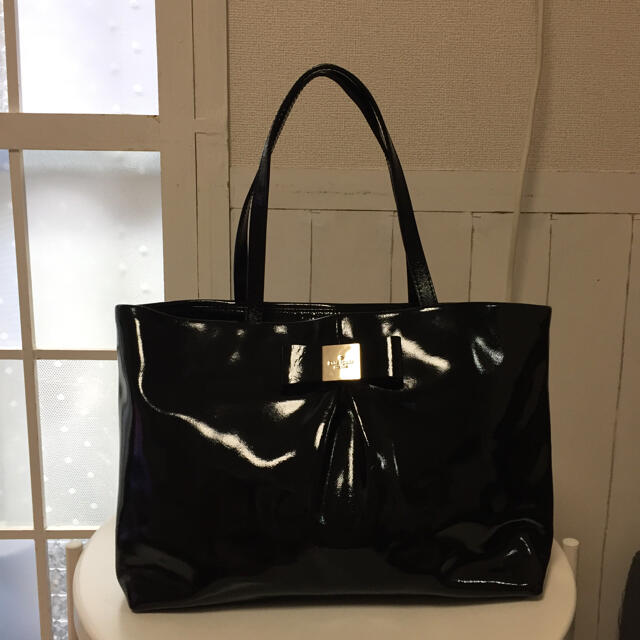 ☆美品☆kate spadeエナメルバッグ | hartwellspremium.com