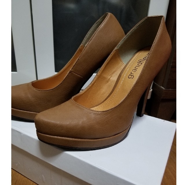 ブラウン　パンプス　24cm レディースの靴/シューズ(ハイヒール/パンプス)の商品写真