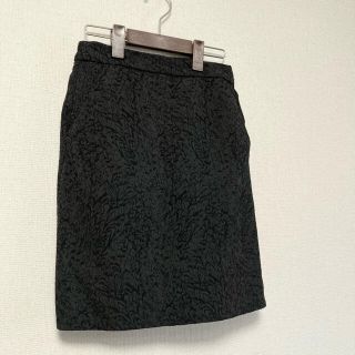 アーバンリサーチ(URBAN RESEARCH)のURBAN RESEARCH●レース刺繍タイトスカート レディース 膝丈 黒(ひざ丈スカート)