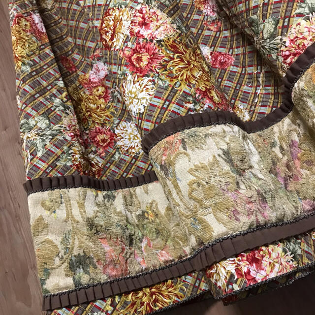 ☆まみこす様専用 25日迄出品、5%offです 美品カネコイサオ スカート