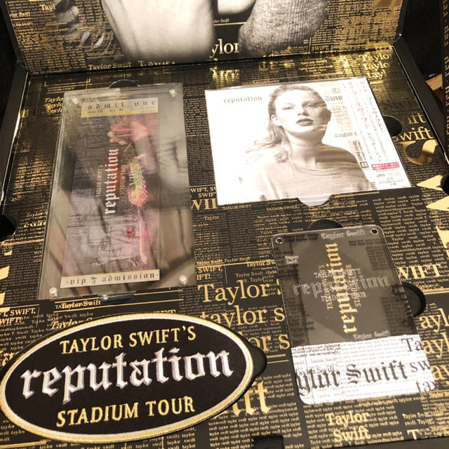 Taylor Design(テイラーデザイン)のテイラースウィフト　reputation ツアーBOX  エンタメ/ホビーのタレントグッズ(ミュージシャン)の商品写真