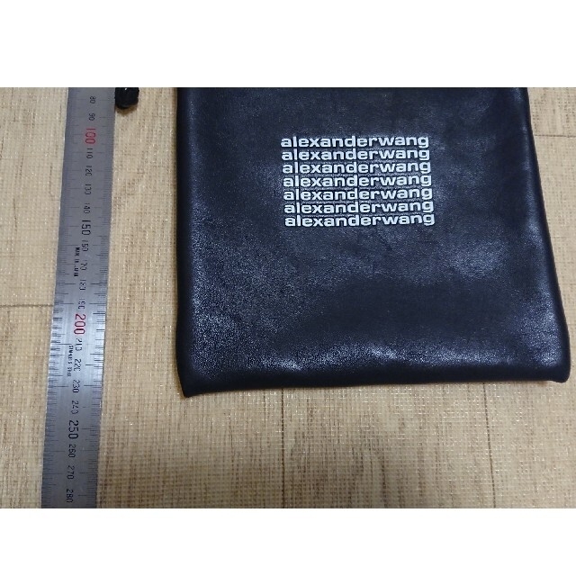 Alexander Wang(アレキサンダーワン)のalexander wang バック 即31,000円 レディースのバッグ(ショルダーバッグ)の商品写真